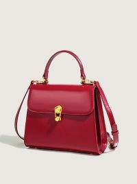 « Descubre el Encanto de Bolso Mujer Bandolera Negra/Rojo – Mila: Un Toque de Elegancia en tu Estilo »