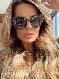 « Descubre el Encanto de las Gafas de Sol Cat Eye Mujer en Leopardo/Negro/Rojo/Blanco – Eleanor: Tu Accesorio de Moda Esencial »
