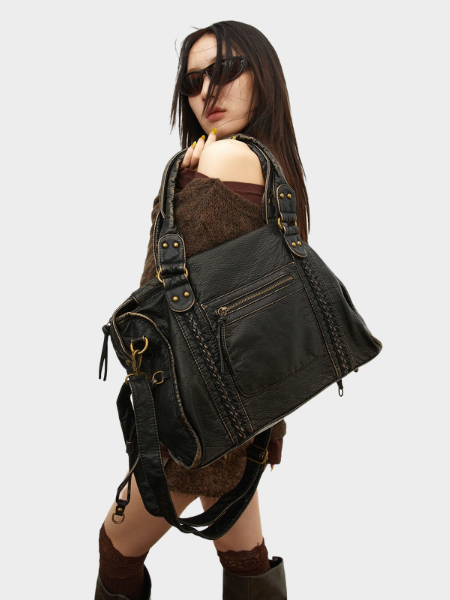 Mi Fiel Compañero: El Bolso Vintage que Cuenta Historias